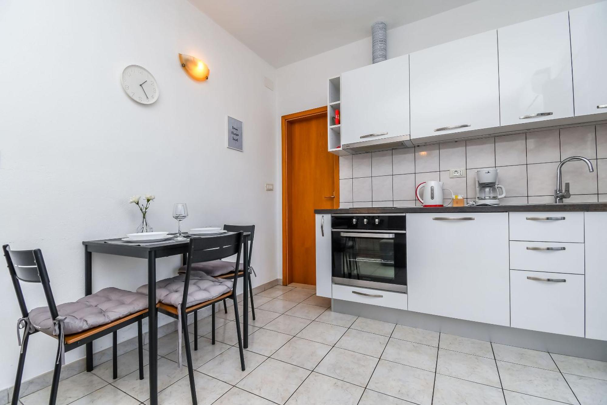 Apartment Mara Trogir