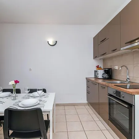 Apartment Mara Trogir Exterior photo