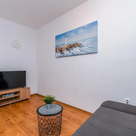 Apartment Mara Trogir Exterior photo