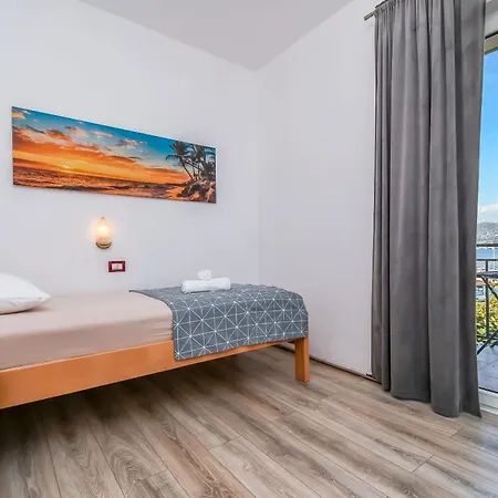 Apartment Mara Trogir Exterior photo