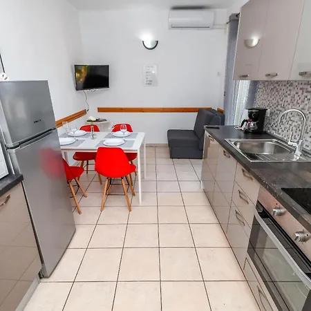 Apartment Mara Trogir Exterior photo