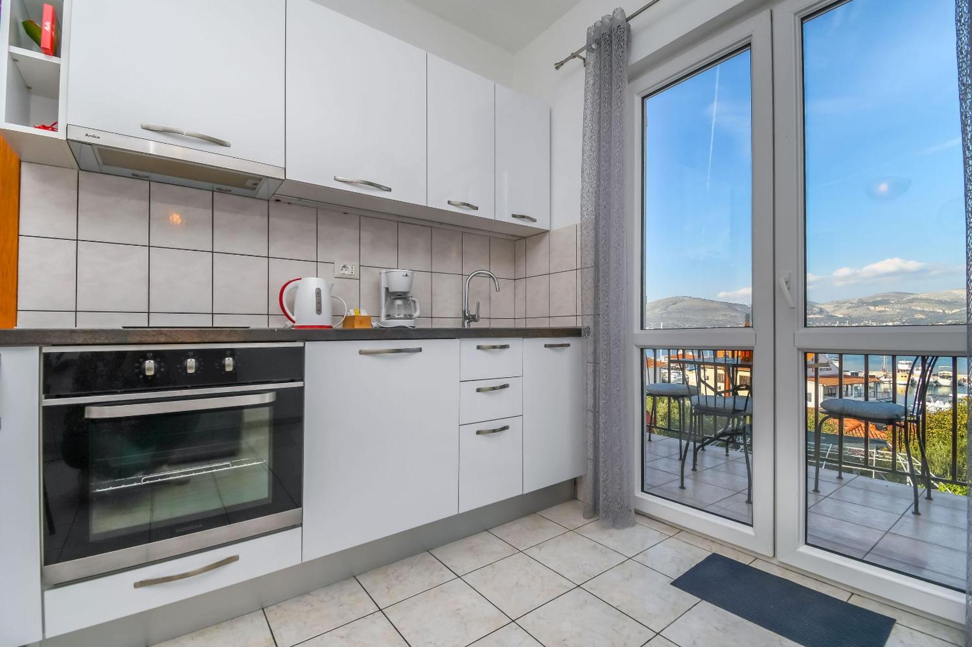 Apartment Mara Apartment Trogir