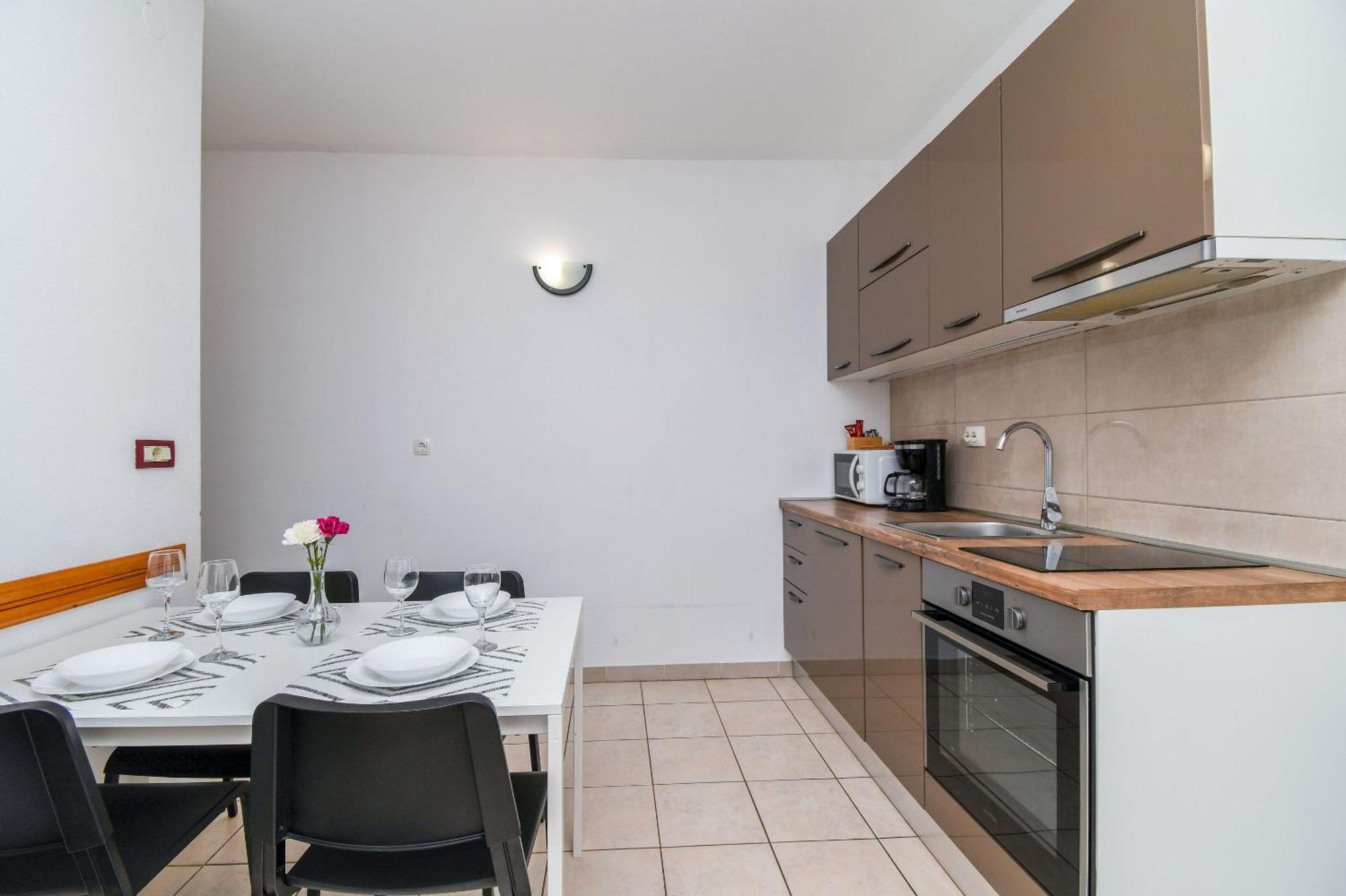 Apartment Mara