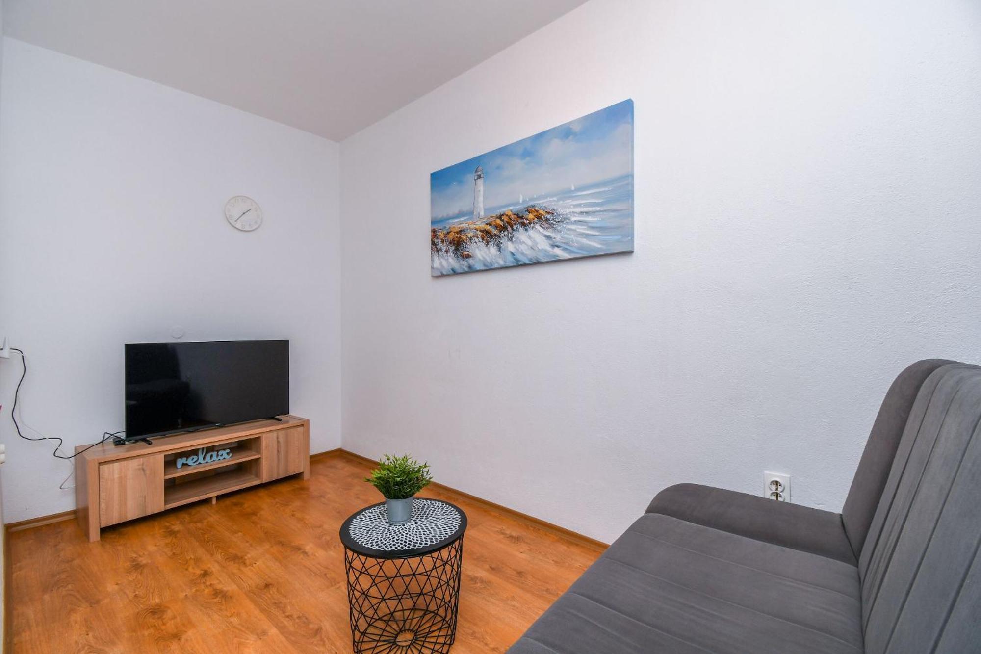 Apartment Apartment Mara Trogir